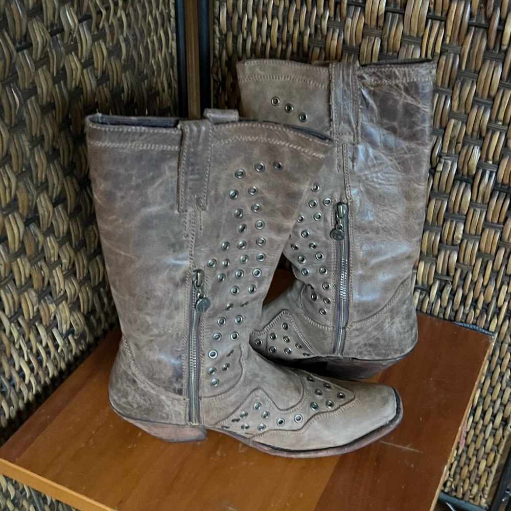 LIBERTY Black Riveted Leather Cowgirl Boots Women’s 9 - Picture 6 of 7